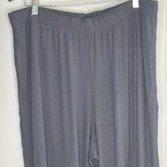 Skims Soft Lounge Loose Pant - Picture 5 of 10